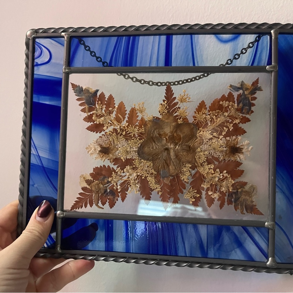 Pressed flower stained glass decor with chain